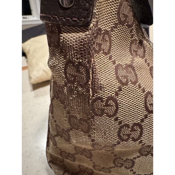 Gucci GG canvas hobo shoulder bag in brown with leather trim - Picture 12 of 15